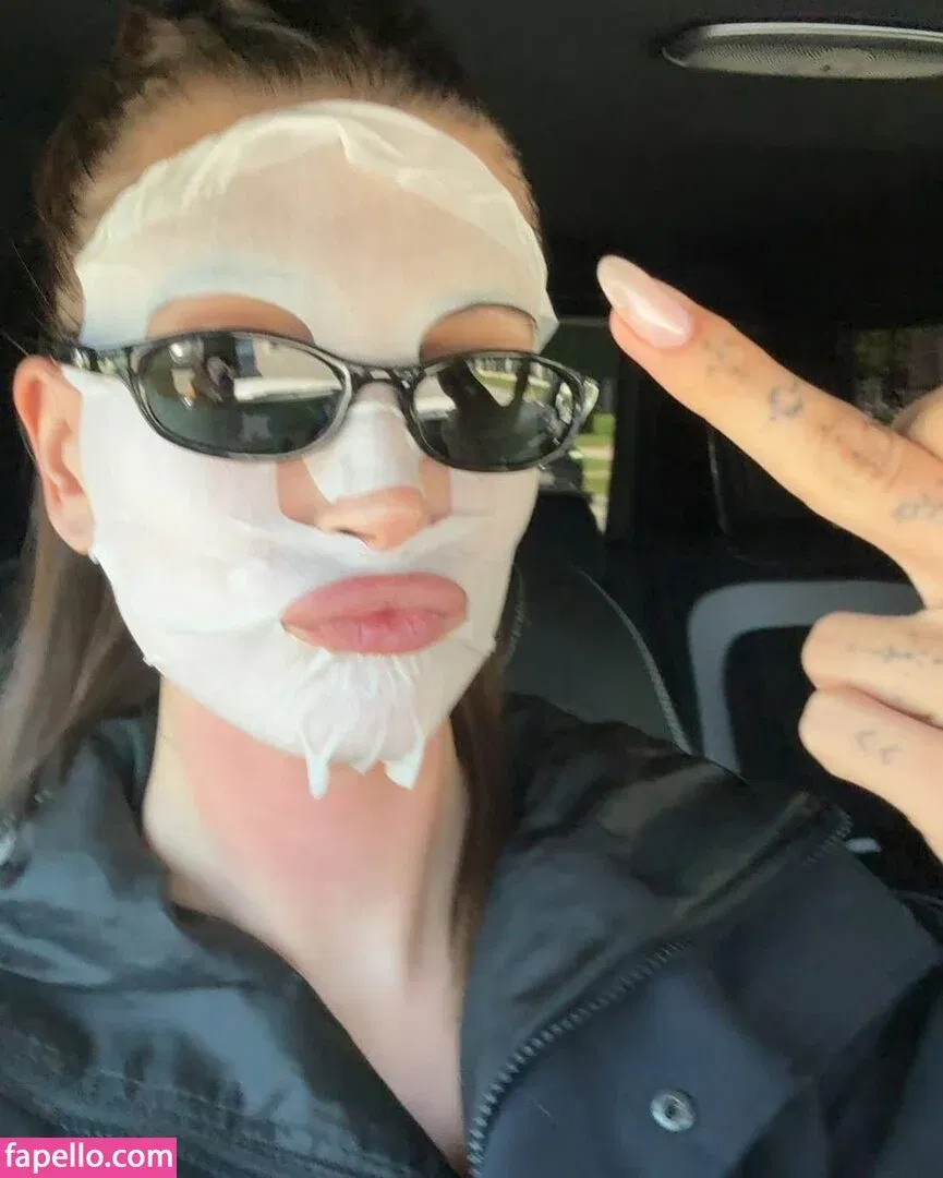 Hailey Bieber / baldwin / haileybieber Onlyfans Photo Gallery 