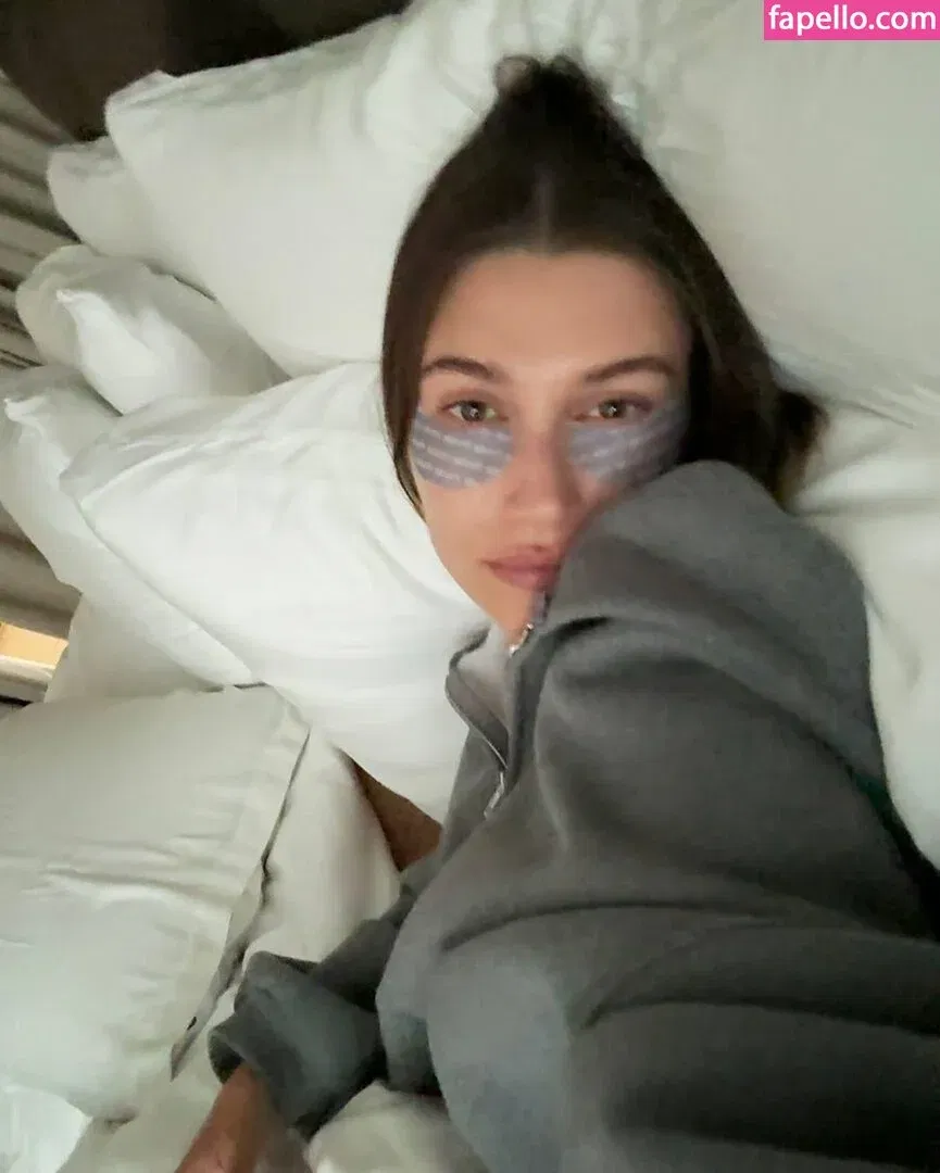 Hailey Bieber / baldwin / haileybieber Onlyfans Photo Gallery 