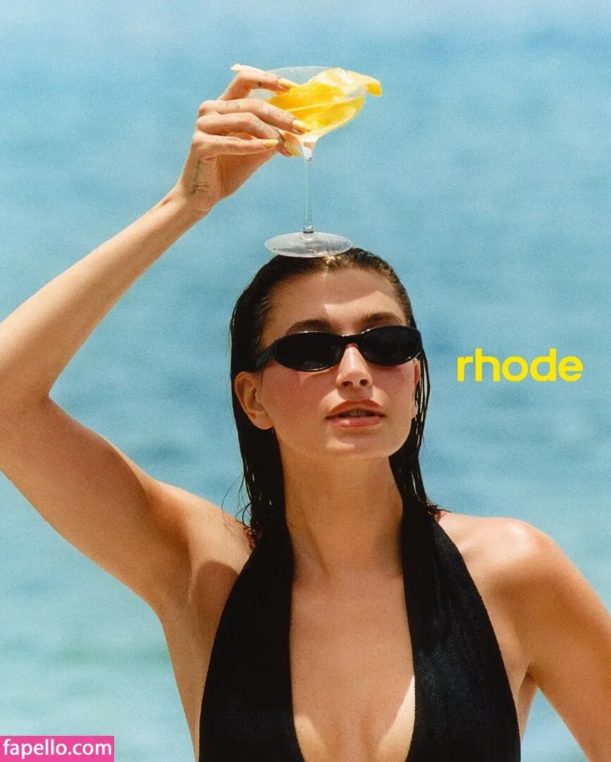 Hailey Bieber / baldwin / haileybieber Onlyfans Photo Gallery 