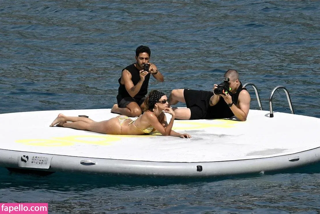 Hailey Bieber / baldwin / haileybieber Onlyfans Photo Gallery 