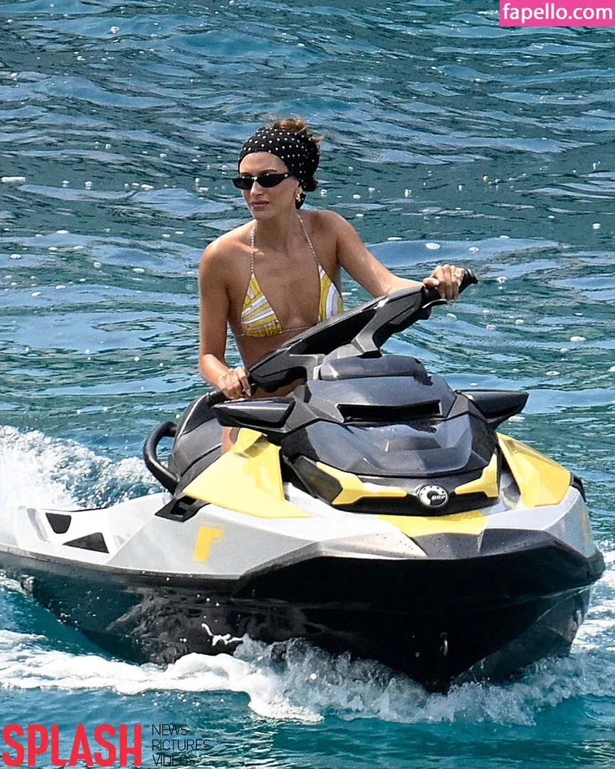 Hailey Bieber / baldwin / haileybieber Onlyfans Photo Gallery 