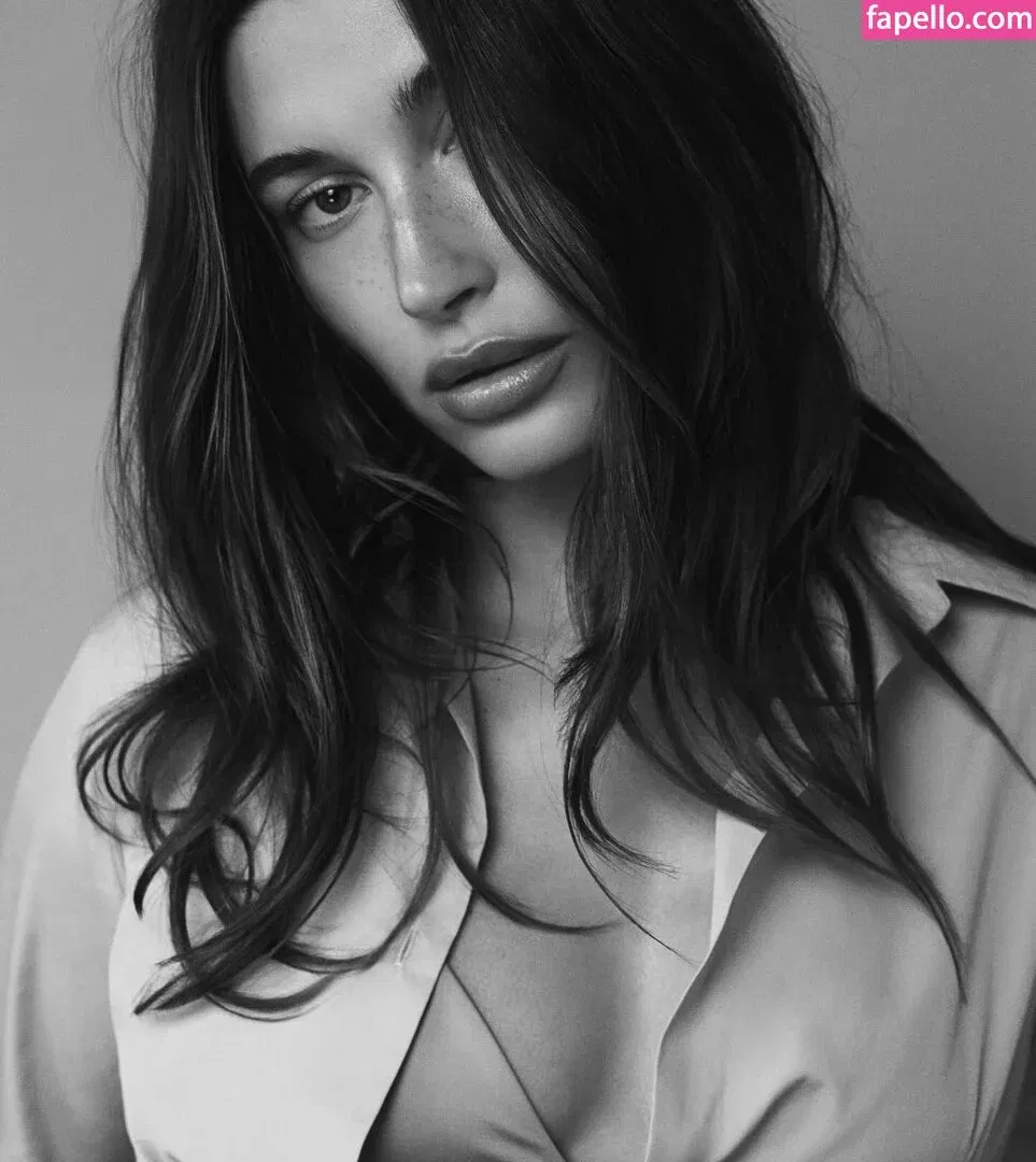 Hailey Bieber / baldwin / haileybieber Onlyfans Photo Gallery 