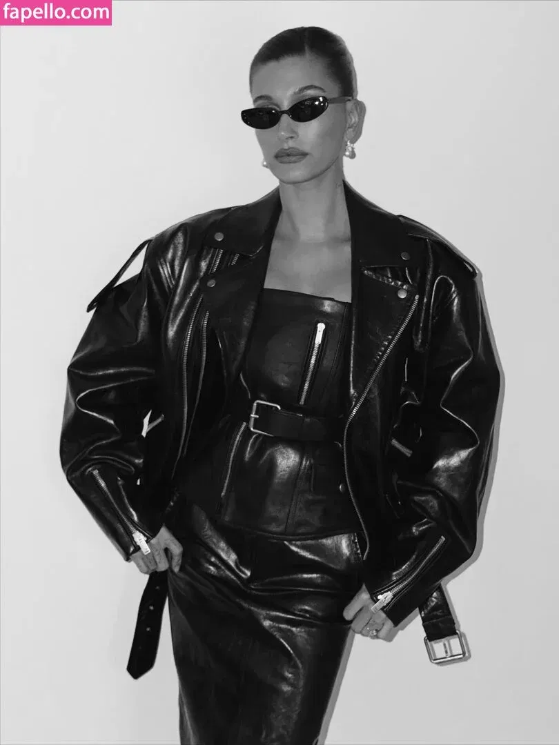 Hailey Bieber / baldwin / haileybieber Onlyfans Photo Gallery 