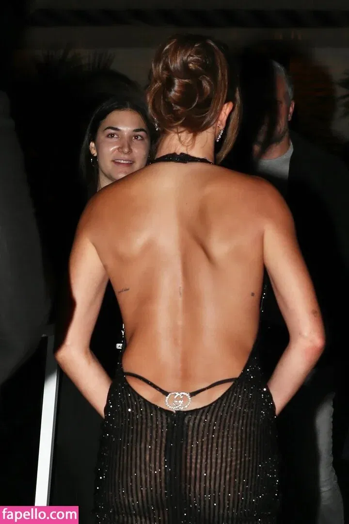 Hailey Bieber / baldwin / haileybieber Onlyfans Photo Gallery 