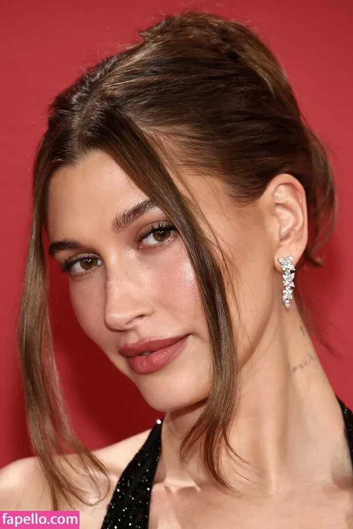 Hailey Bieber / baldwin / haileybieber Onlyfans Photo Gallery 