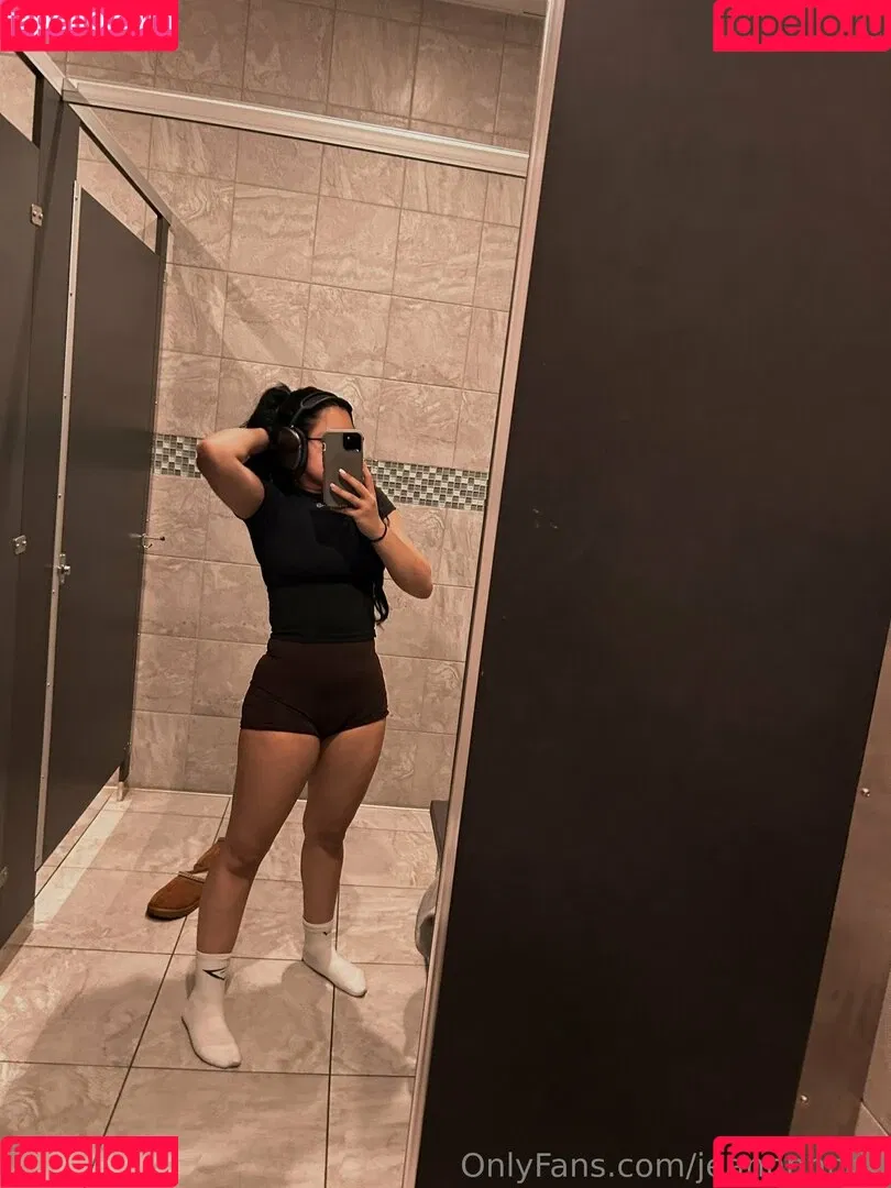 Jean Louie / anayazjbaker / jeannnnnnn Onlyfans Photo Gallery 