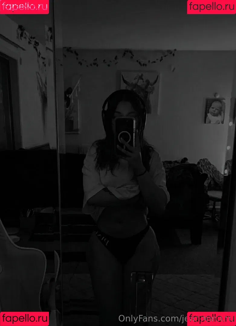 Jean Louie / anayazjbaker / jeannnnnnn Onlyfans Photo Gallery 