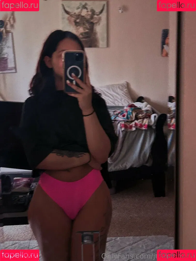 Jean Louie / anayazjbaker / jeannnnnnn Onlyfans Photo Gallery 