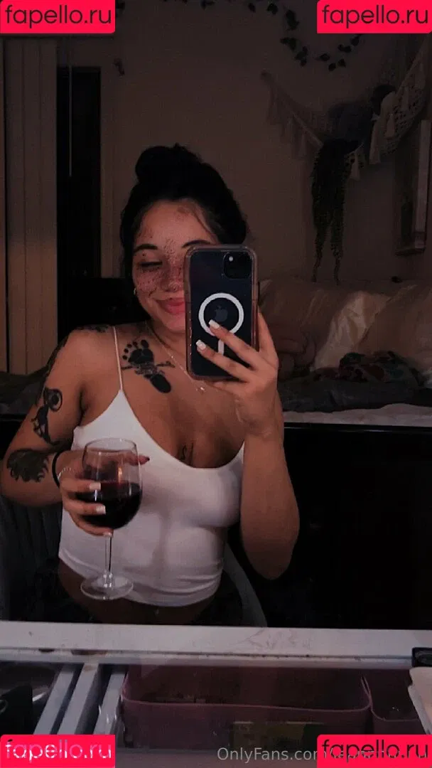 Jean Louie / anayazjbaker / jeannnnnnn Onlyfans Photo Gallery 