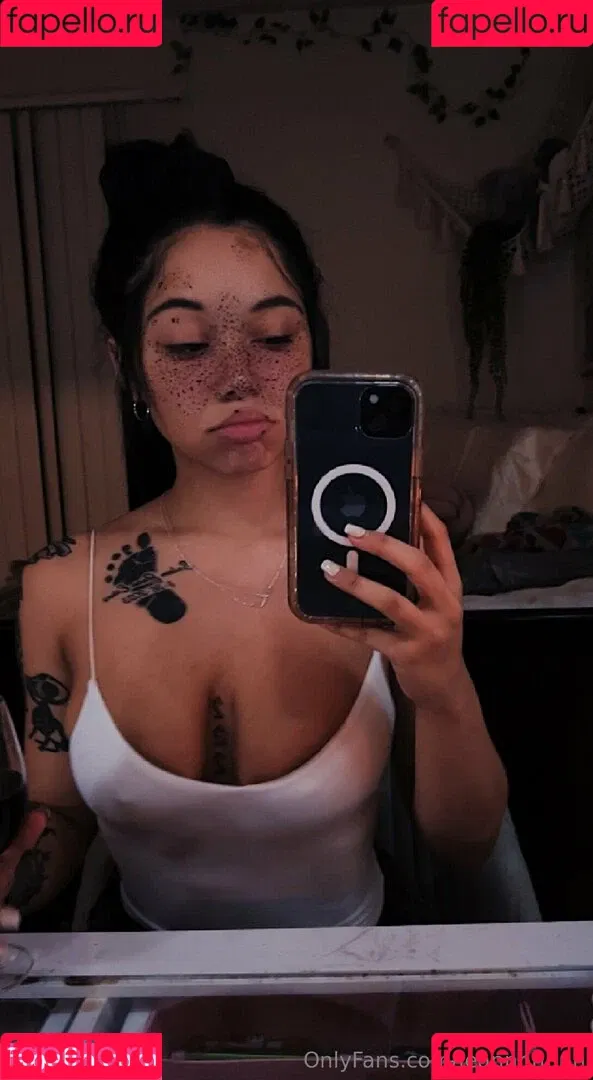Jean Louie / anayazjbaker / jeannnnnnn Onlyfans Photo Gallery 