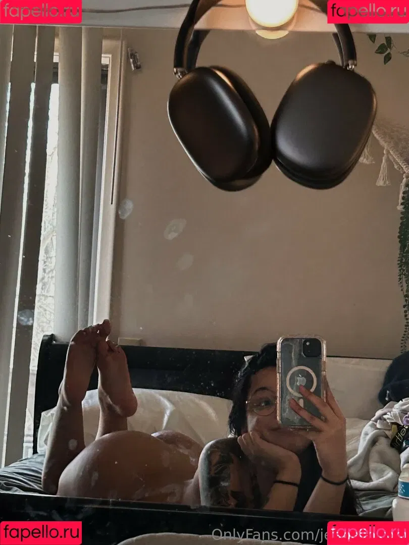 Jean Louie / anayazjbaker / jeannnnnnn Onlyfans Photo Gallery 