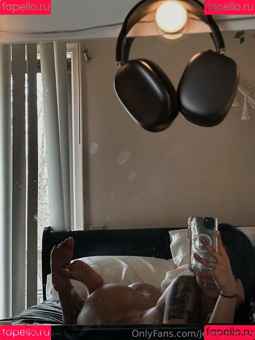 Jean Louie / anayazjbaker / jeannnnnnn Onlyfans Photo Gallery 