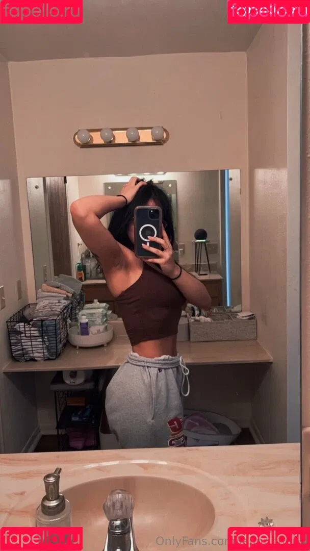 Jean Louie / anayazjbaker / jeannnnnnn Onlyfans Photo Gallery 