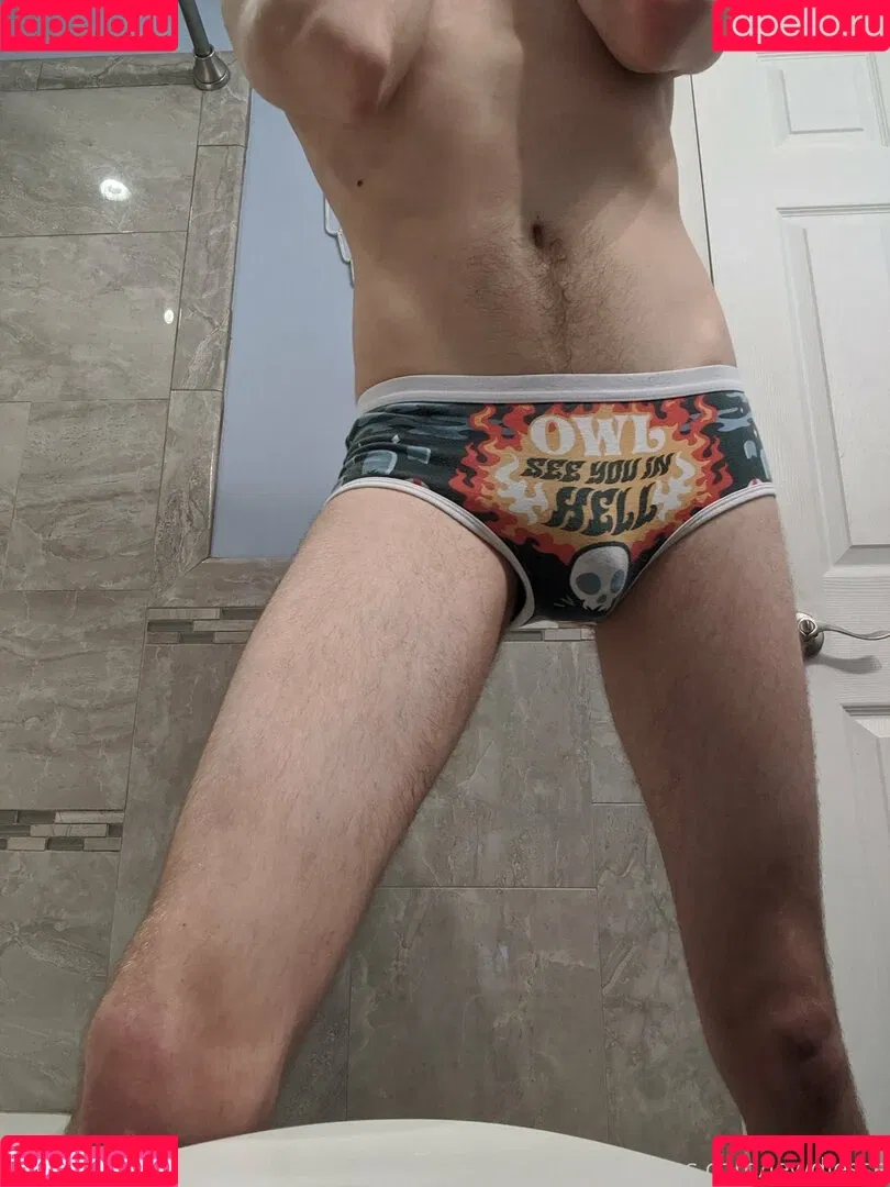 lewdlesse / nrt_uwu Onlyfans Photo Gallery 