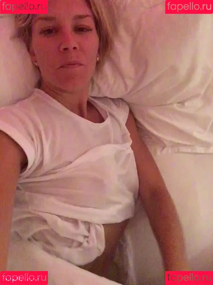 Charissa Thompson / Sportscaster / charissajthompson Onlyfans Photo Gallery 