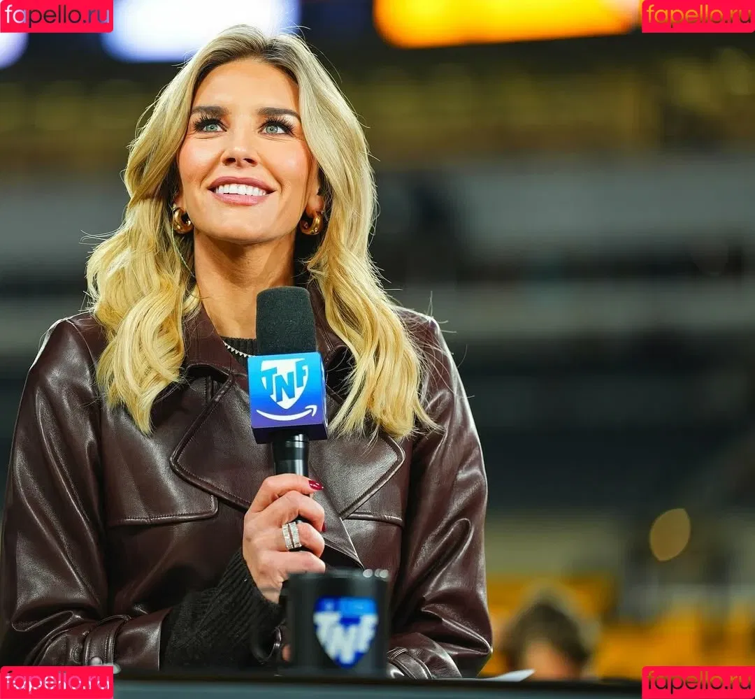 Charissa Thompson / Sportscaster / charissajthompson Onlyfans Photo Gallery 