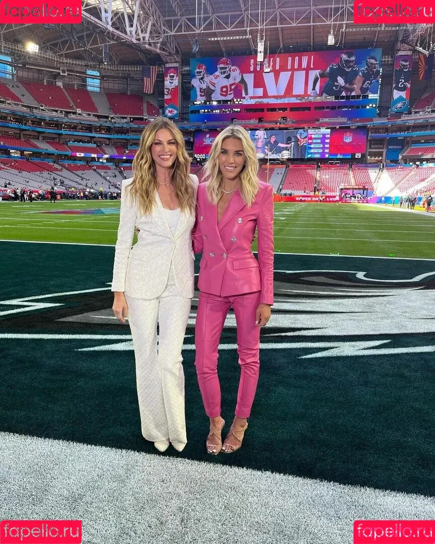 Charissa Thompson / Sportscaster / charissajthompson Onlyfans Photo Gallery 