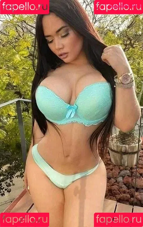 Ashley Carolina / Ashleyfox2122 / ashleycarolina / ashleylatinaa2 Onlyfans Photo Gallery 