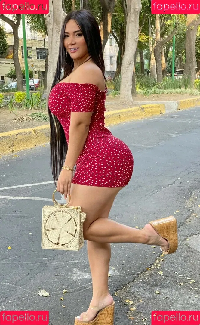 Ashley Carolina / Ashleyfox2122 / ashleycarolina / ashleylatinaa2 Onlyfans Photo Gallery 