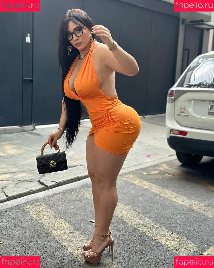 Ashley Carolina / Ashleyfox2122 / ashleycarolina / ashleylatinaa2 Onlyfans Photo Gallery 