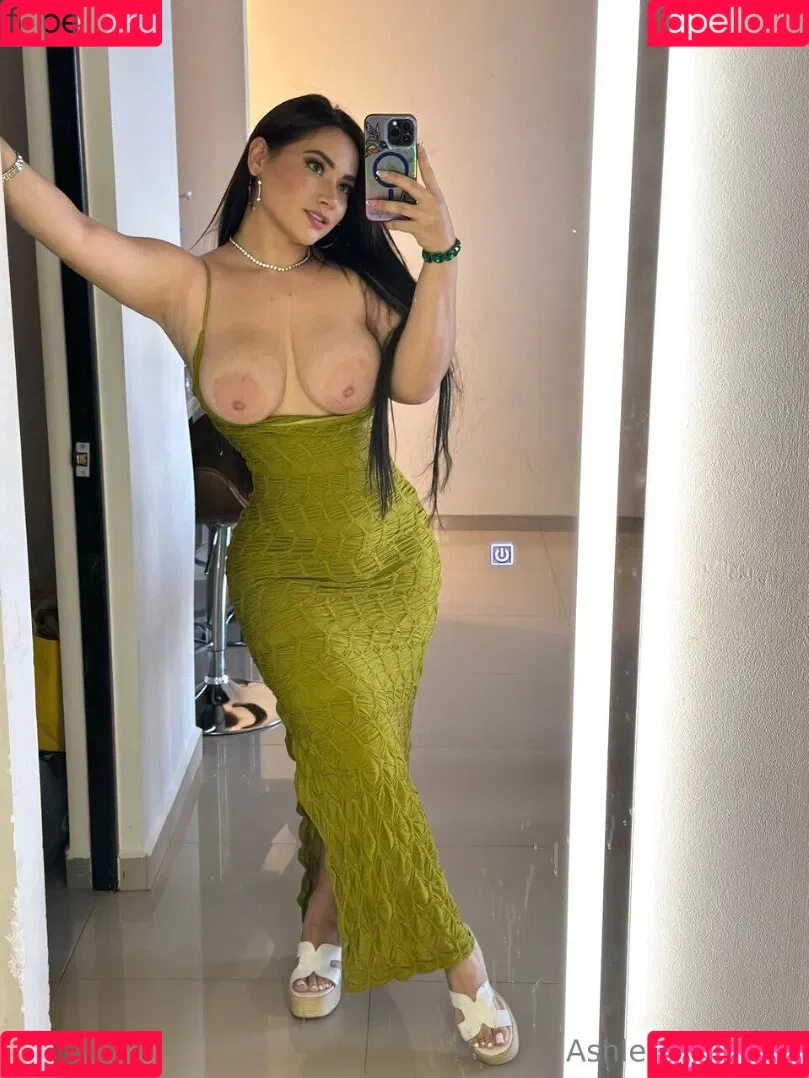 Ashley Carolina / Ashleyfox2122 / ashleycarolina / ashleylatinaa2 Onlyfans Photo Gallery 
