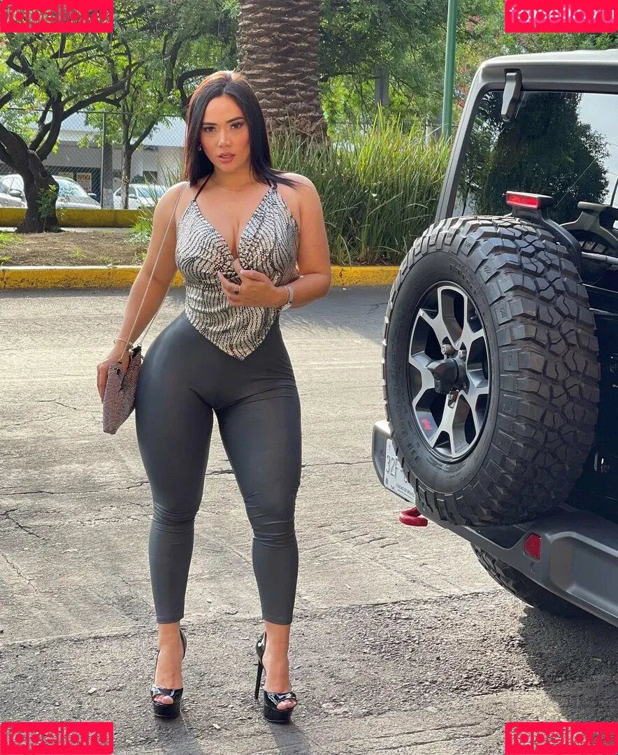 Ashley Carolina / Ashleyfox2122 / ashleycarolina / ashleylatinaa2 Onlyfans Photo Gallery 