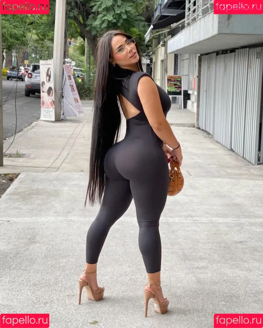 Ashley Carolina / Ashleyfox2122 / ashleycarolina / ashleylatinaa2 Onlyfans Photo Gallery 