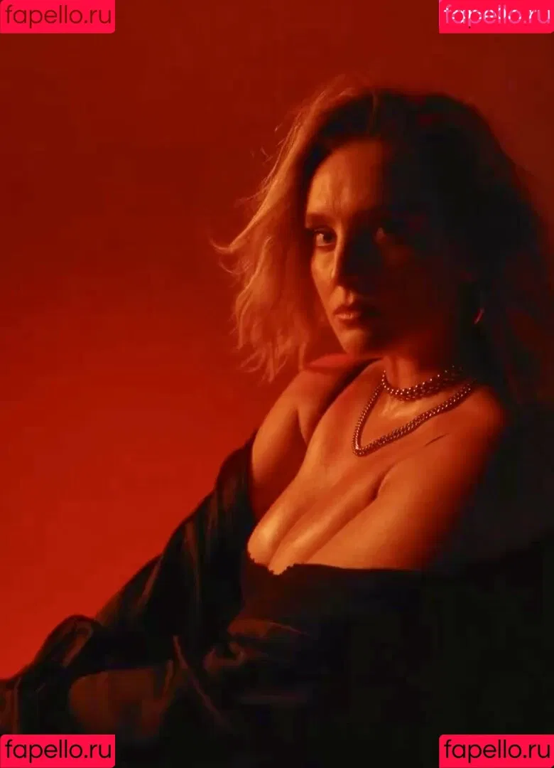 Perrie Edwards / perrieedwards Onlyfans Photo Gallery 