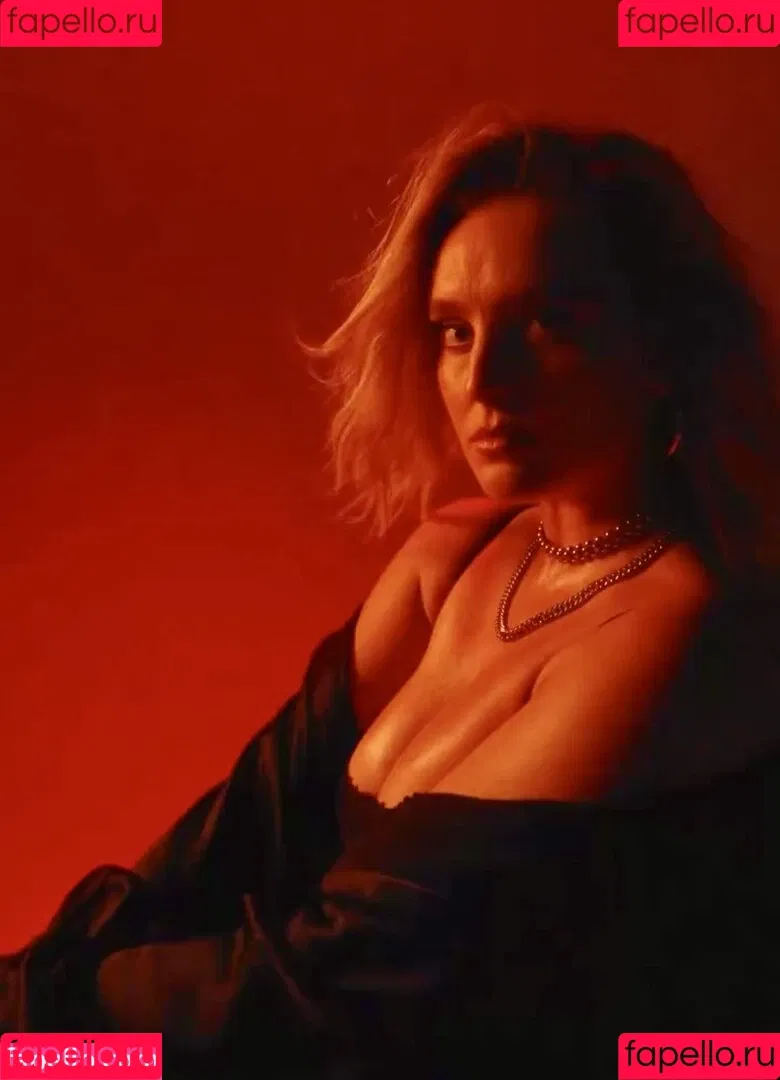 Perrie Edwards / perrieedwards Onlyfans Photo Gallery 
