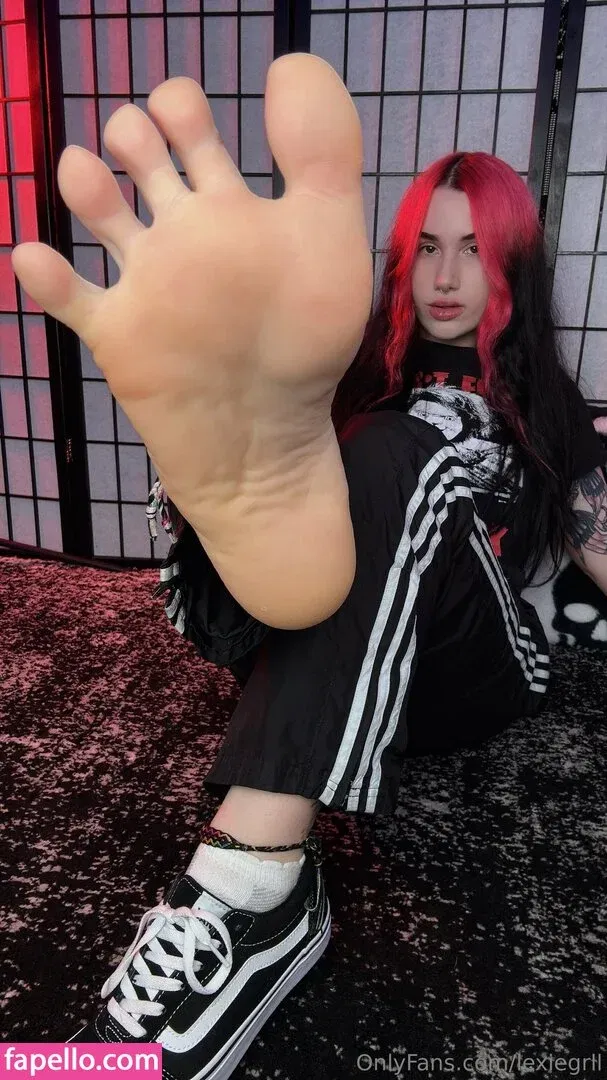 Lexiegrll / erxtic.goddess / erxticgoddess Onlyfans Photo Gallery 