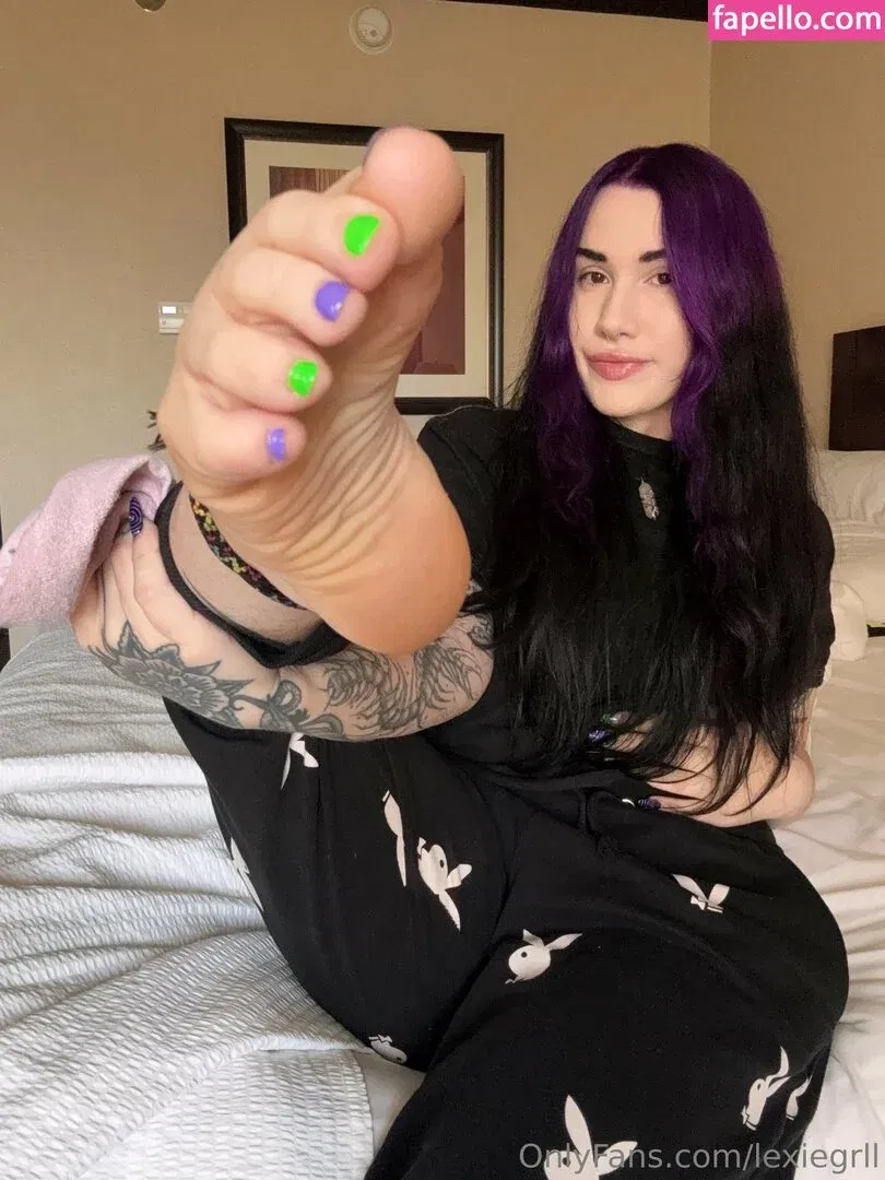 Lexiegrll / erxtic.goddess / erxticgoddess Onlyfans Photo Gallery 