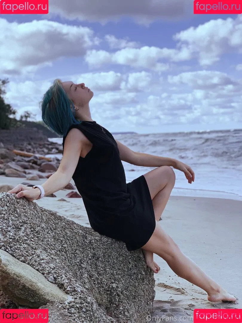 mayberoxy / roxyloove_vip Onlyfans Photo Gallery 