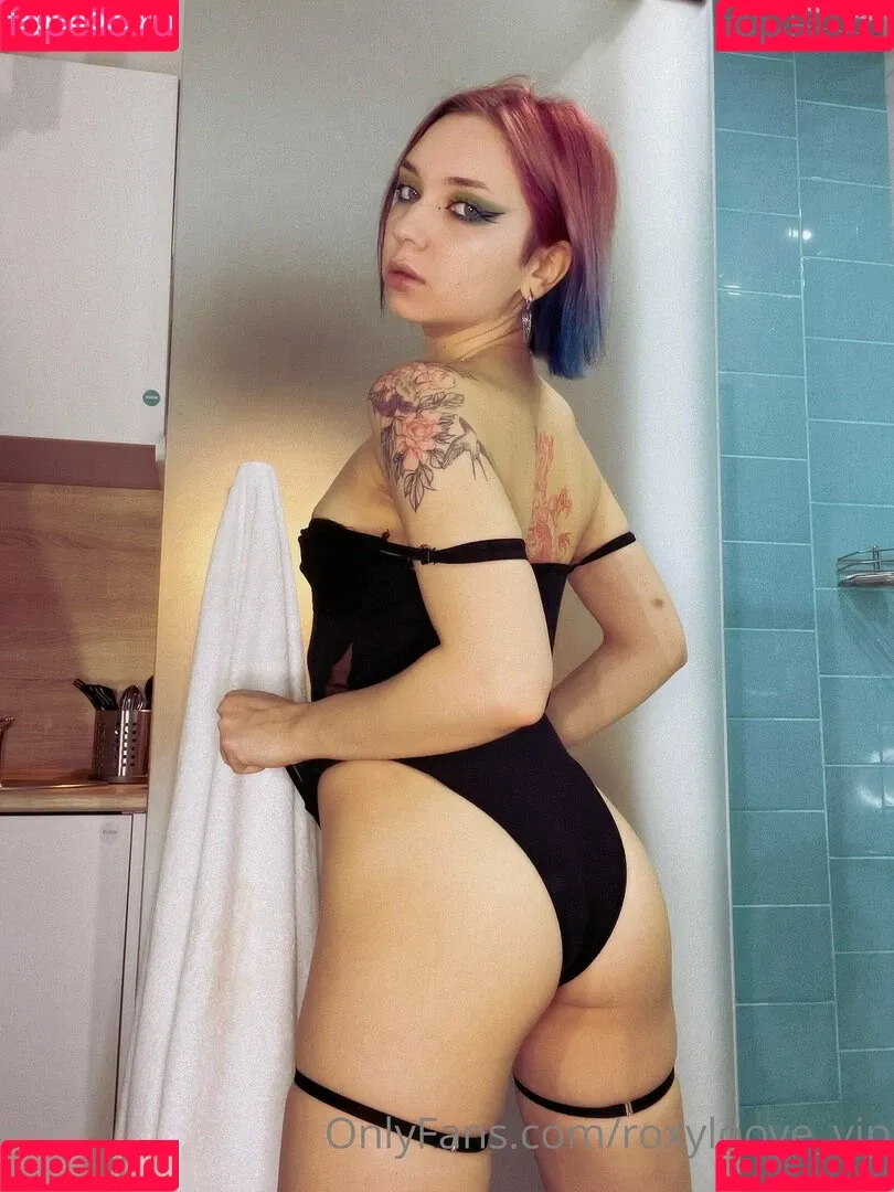 mayberoxy / roxyloove_vip Onlyfans Photo Gallery 