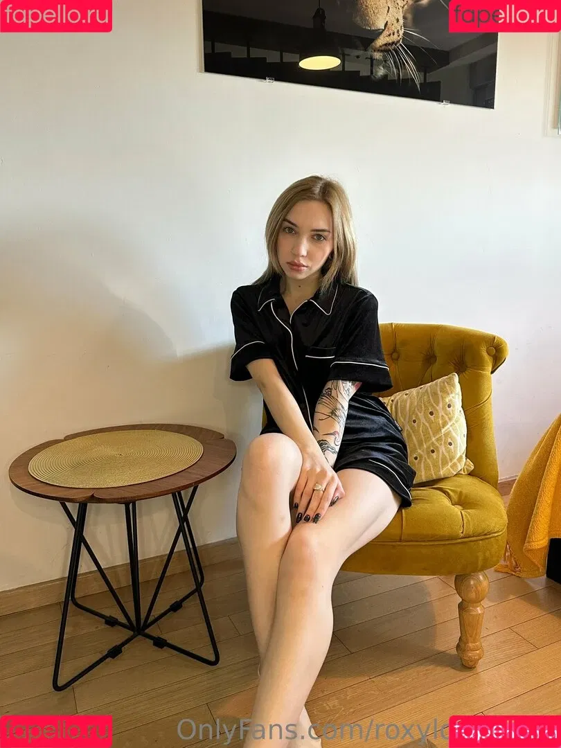 mayberoxy / roxyloove_vip Onlyfans Photo Gallery 