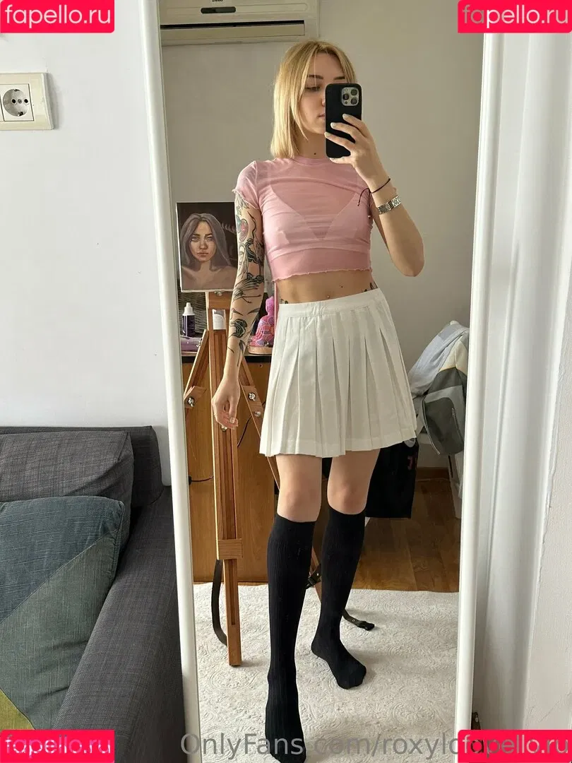 mayberoxy / roxyloove_vip Onlyfans Photo Gallery 