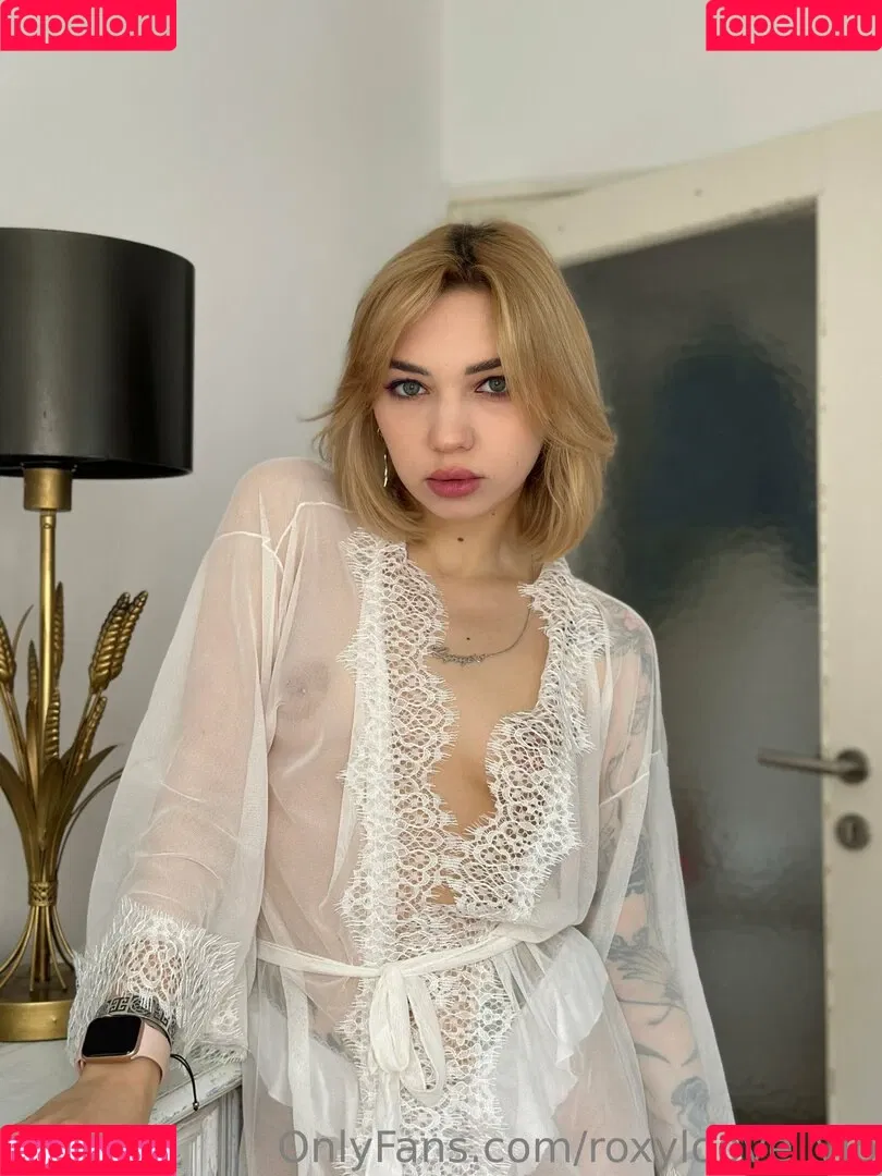 mayberoxy / roxyloove_vip Onlyfans Photo Gallery 