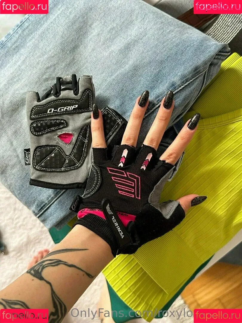 mayberoxy / roxyloove_vip Onlyfans Photo Gallery 