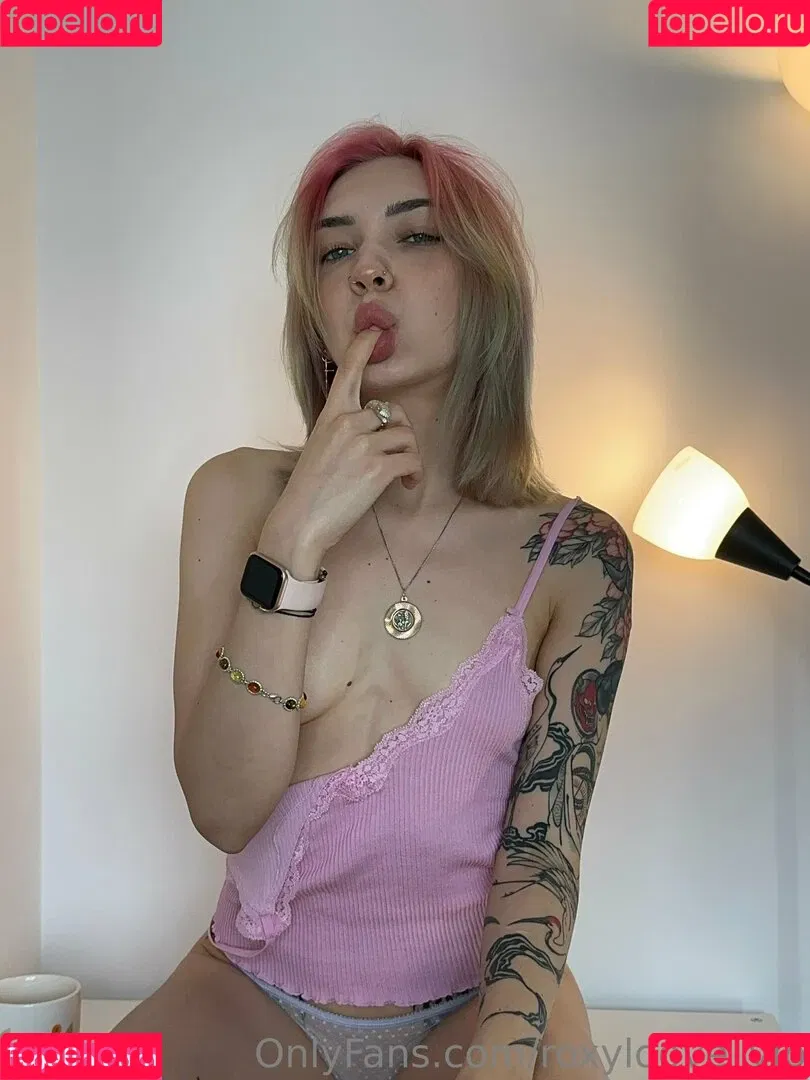 mayberoxy / roxyloove_vip Onlyfans Photo Gallery 