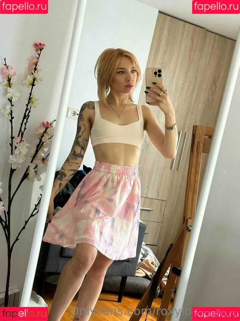 mayberoxy / roxyloove_vip Onlyfans Photo Gallery 