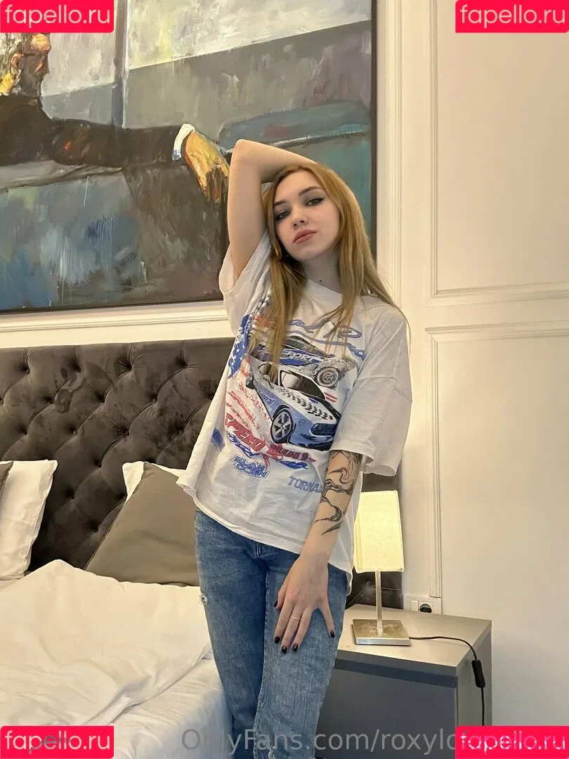 mayberoxy / roxyloove_vip Onlyfans Photo Gallery 