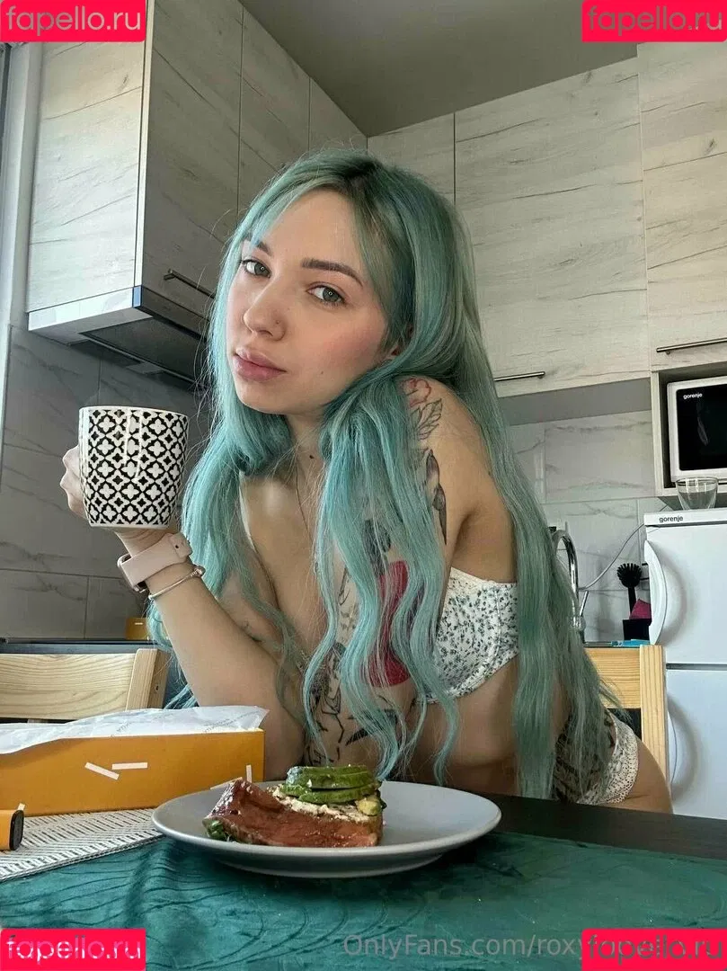mayberoxy / roxyloove_vip Onlyfans Photo Gallery 
