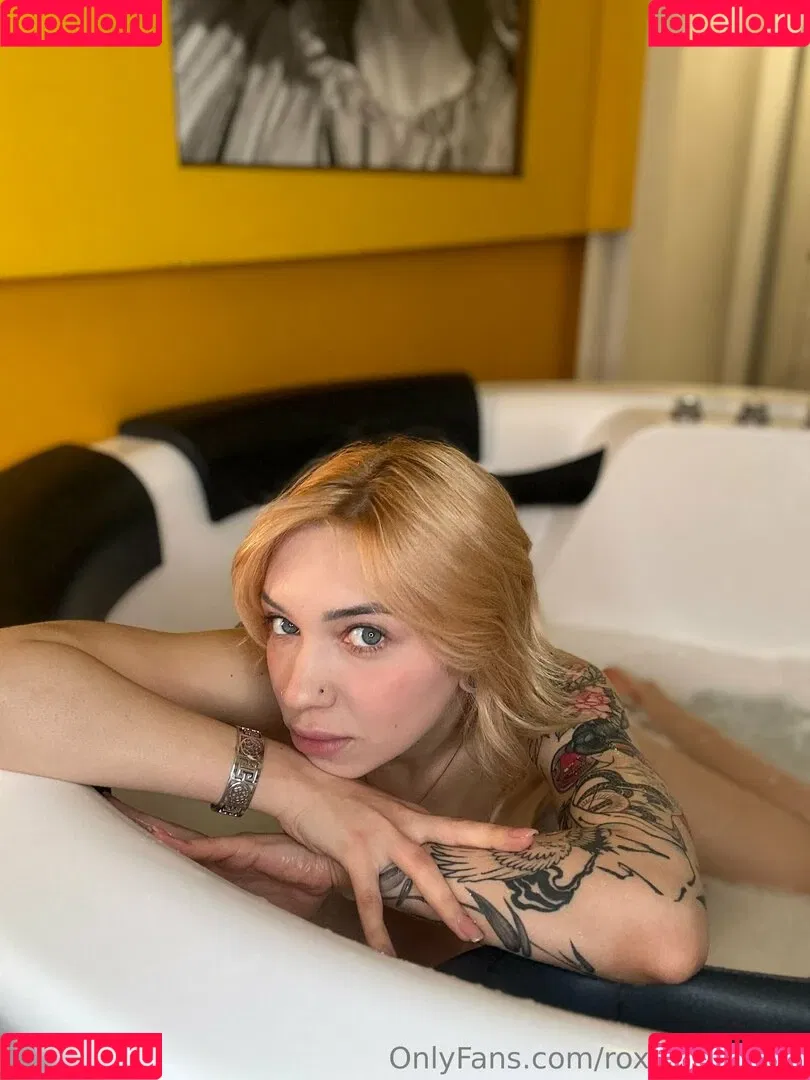 mayberoxy / roxyloove_vip Onlyfans Photo Gallery 