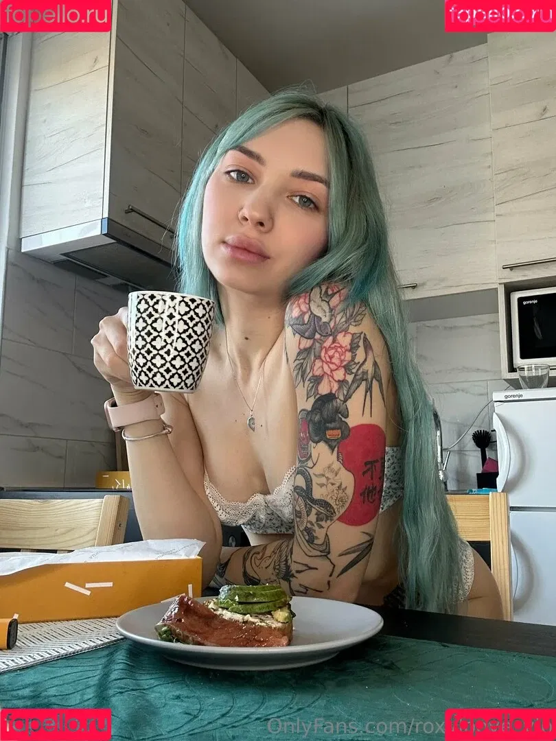 mayberoxy / roxyloove_vip Onlyfans Photo Gallery 