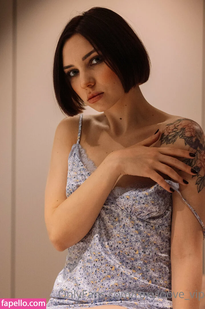 mayberoxy / roxyloove_vip Onlyfans Photo Gallery 