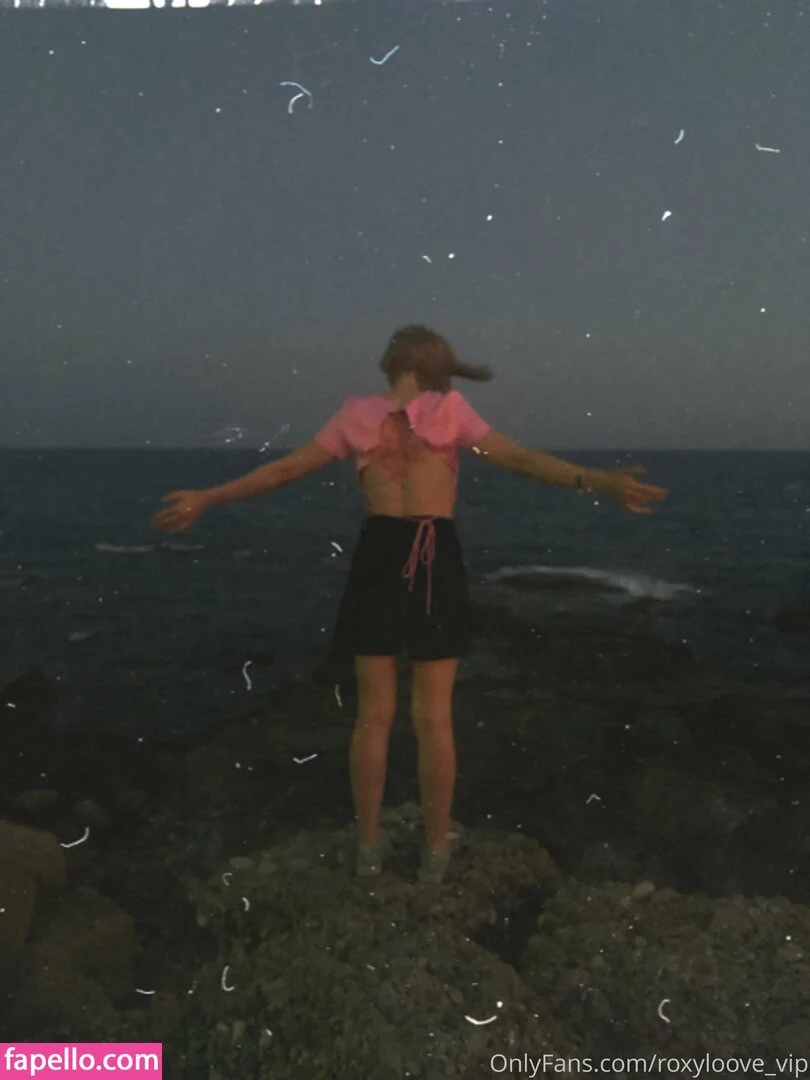 mayberoxy / roxyloove_vip Onlyfans Photo Gallery 