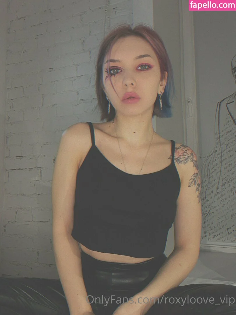 mayberoxy / roxyloove_vip Onlyfans Photo Gallery 