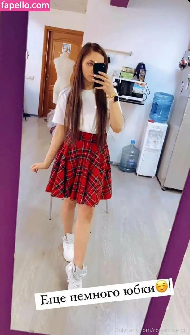 mayberoxy / roxyloove_vip Onlyfans Photo Gallery 