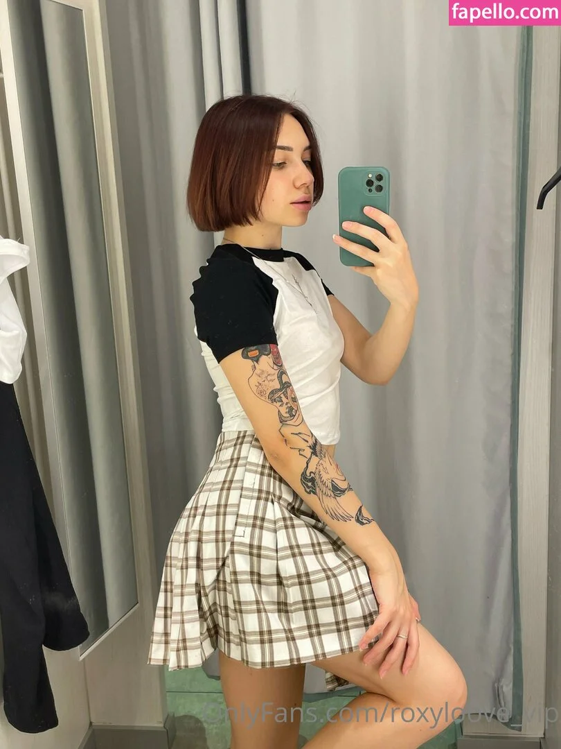 mayberoxy / roxyloove_vip Onlyfans Photo Gallery 