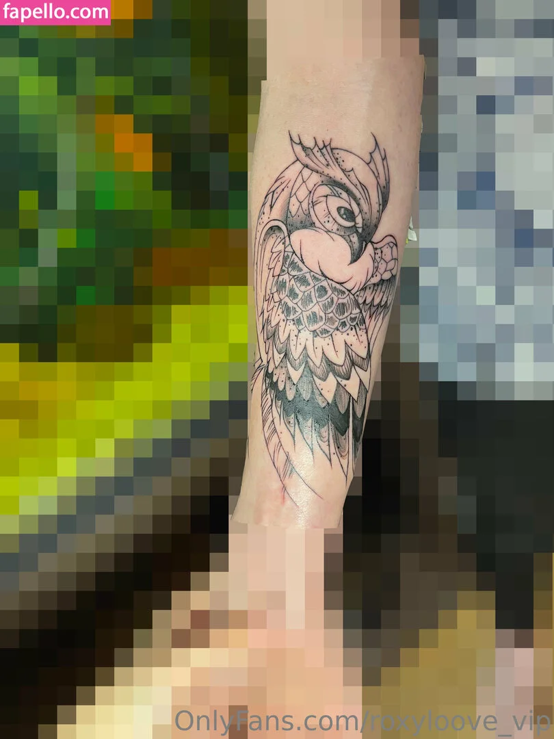 mayberoxy / roxyloove_vip Onlyfans Photo Gallery 