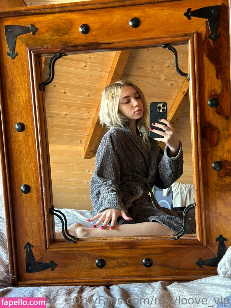 mayberoxy / roxyloove_vip Onlyfans Photo Gallery 